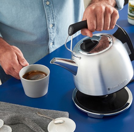 Картинка  Чайник Russell Hobbs  K65 Anniversary St/ Steel (25860-70) от магазина cd-market фото 2