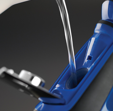 Картинка  Утюг Russell Hobbs  Impact Iron 2400 (24650-56) от магазина cd-market фото 3