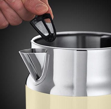 Картинка  Электрочайник Russell Hobbs  Retro Cream (21672-70) от магазина cd-market фото 2