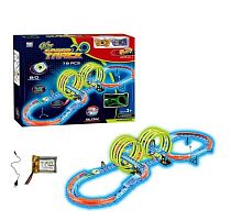 Трек 89929 78 елементів, 2 машинки на акумуляторі 3.7V, підсвічування, світиться у темряві, трюки, муляжі оточення, в коробці