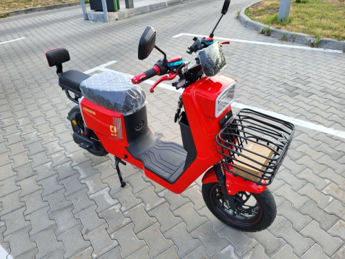 Оренда (прокат) електроскутера Dominator A9 1200W (новий, швидкість: 60 км/г, запас ходу 150 км, підходить для кур'єрської доставки Bolt, Glovo)