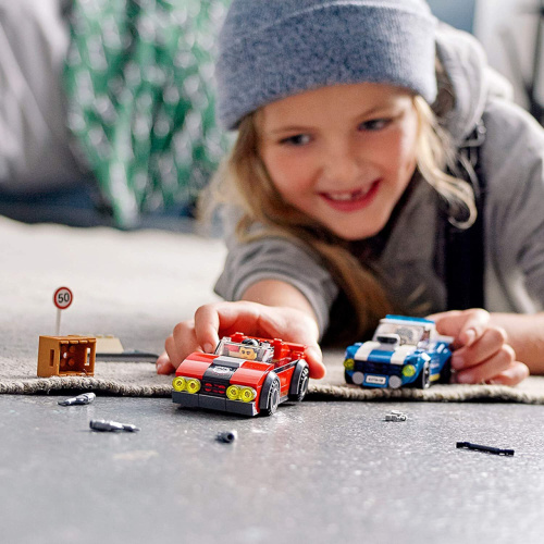 Картинка  Конструктор LEGO City Поліцейський арешт на автостраді (60242) от магазина cd-market фото 5
