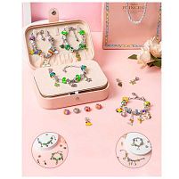 Набір прикрас DLS 1131 12 основ браслетів, шарми, шкатулка, в коробці