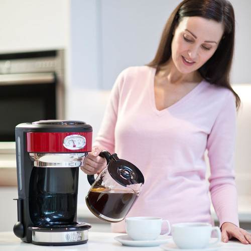 Картинка  Кофеварка Russell Hobbs  Retro Ribbon Red (21700-56) от магазина cd-market фото 4