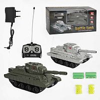 Танк на радіокеруванні 3886 A 2 кольори, стріляє пульками, звукові ефекти, пульт 27MHz, гусеничний хід, 4 батарейки АА, блок для заряджання, в