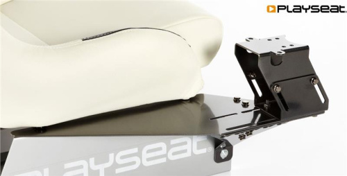 Картинка  Крепление шифтера для  кресел Playseat® Evolution (R.AC.00064) от магазина cd-market