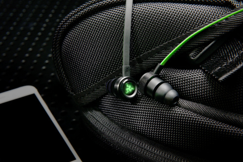 Картинка  Наушники Razer Hammerhead Bluetooth (RZ04-01930100-R3G1) от магазина cd-market фото 5